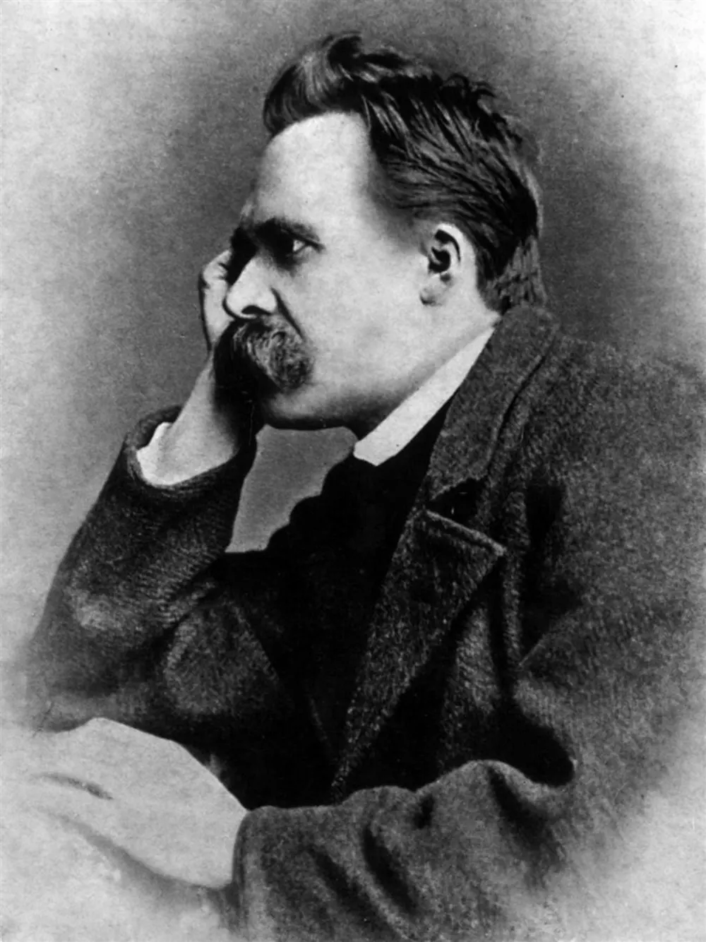 Retrato de Friedrich Nietzsche